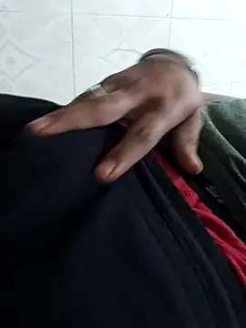 singleboy012001's Webcam Show