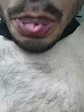 singleboy012001's Webcam Show
