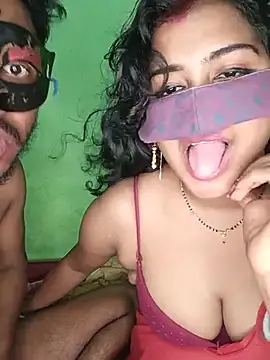 juhi06 Show in webcam