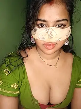 juhi06 Show in webcam