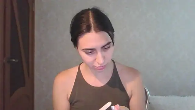 Kashtanka_ Adlı Modelin Canlı XXX Sohbeti
