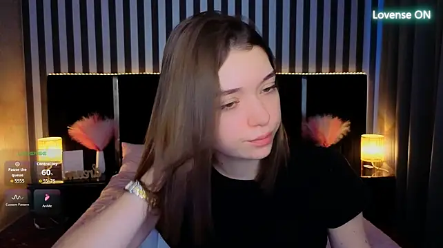 Show modela Cherry_Wipe na web-kameri