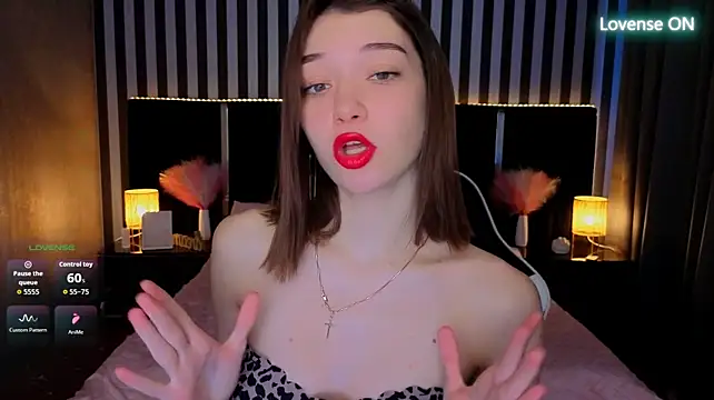 Онлайн чат XXX Cherry_Wipe