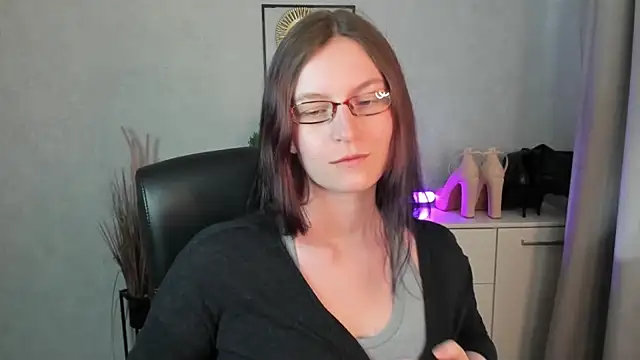 Chat XXX ao vivo de emmaxDelight
