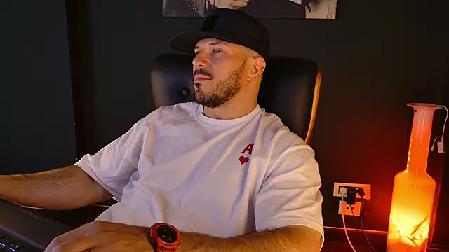 Chat XXX en directo de AngeloEric