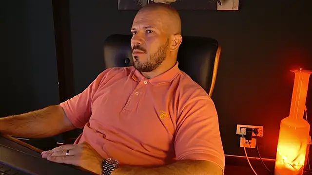 عرض كام AngeloEric