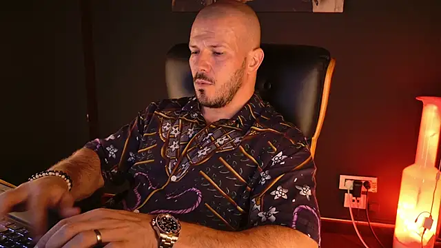 AngeloEric Adlı Modelin Web Kamerası Şovu