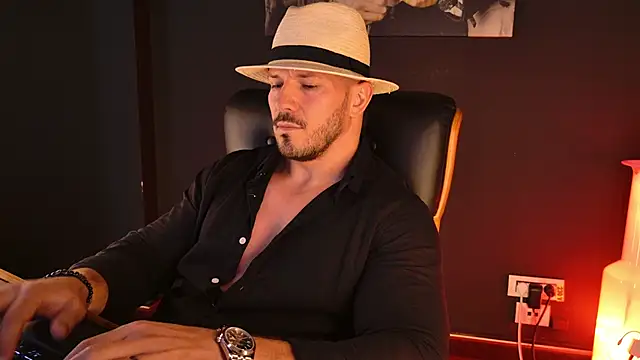 AngeloEric Show Webcam