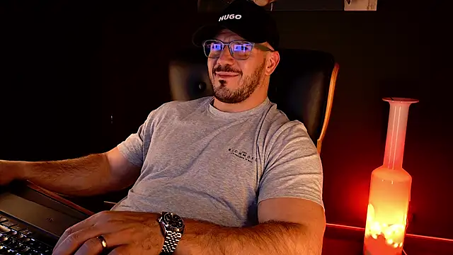 عرض كام AngeloEric