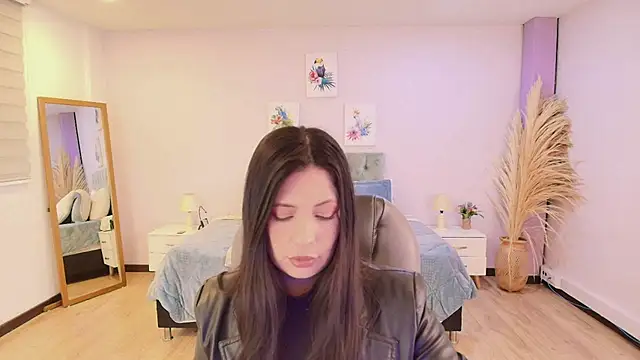 Emma_Brown_0のライブXXXチャット