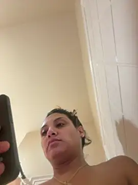 mariaesmeralda 라이브 XXX 채팅