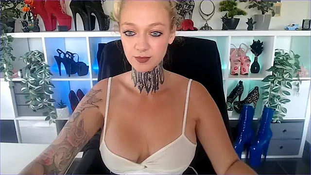 Show de Valery_Venom na webcam