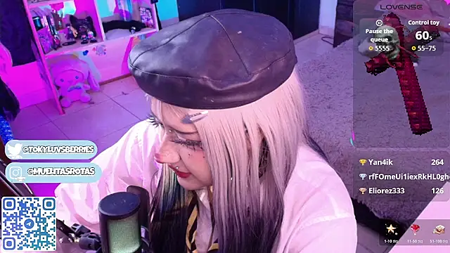 toky_doll Webcamshow