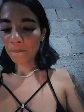 BarbieReal Adlı Modelin Canlı XXX Sohbeti