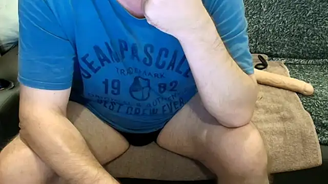 دردشة bi_boy_skype الجنسية المباشرة