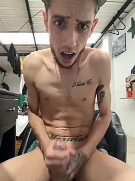 Show de 27powercm na webcam