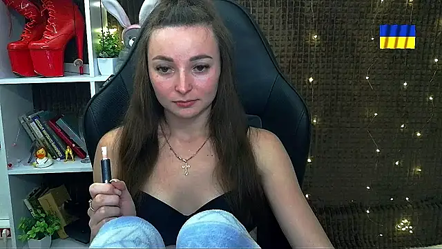 _Barbie_Kiss_ Show in webcam
