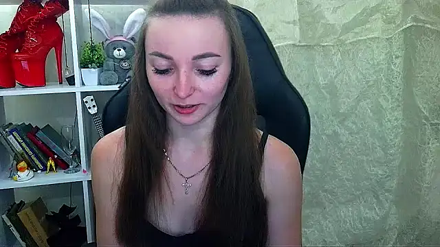 _Barbie_Kiss_ Show in webcam