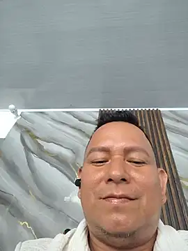 Pertunjukan Kamera Web siatodo02