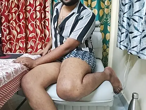 Show modela ChillBoyyy na web-kameri