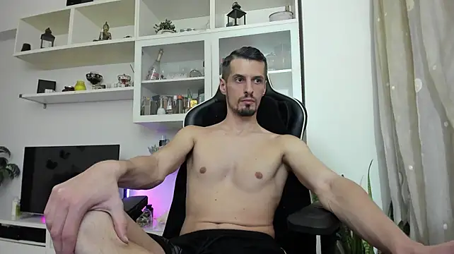 Show modela ToddClaytonn na web-kameri