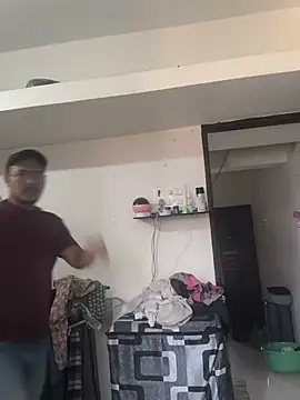 Pune_guy_cillab's Webcam Show