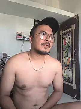 Pune_guy_cillab Show Webcam
