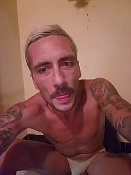 Mattpowerbull Webcam show