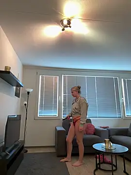 yourhornyslut live XXX chat