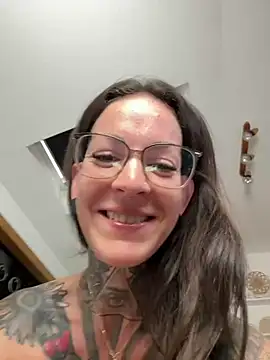 BrownieyQueen 라이브 XXX 채팅