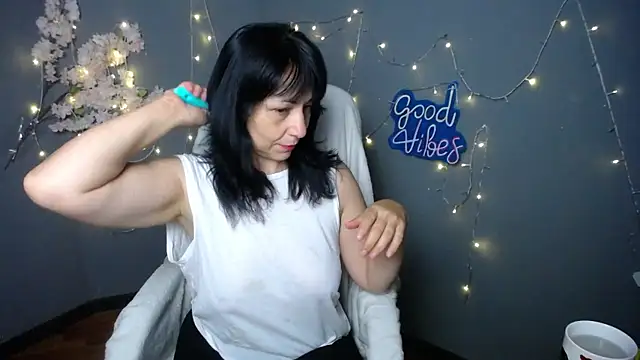 LiluGrants' Live XXX Chat