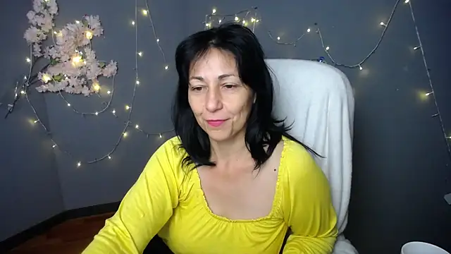 LiluGrants Adlı Modelin Canlı XXX Sohbeti