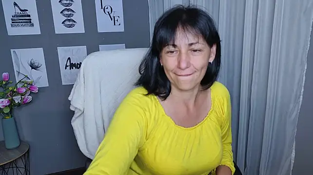 Chat +18 de LiluGrants ao vivo