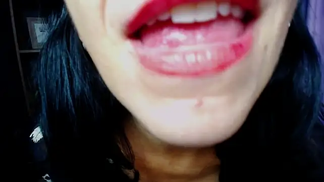 Chat +18 de LiluGrants ao vivo
