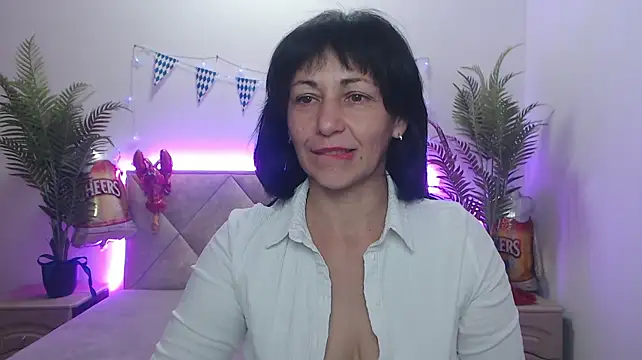 แชท XXX สดของ LiluGrants