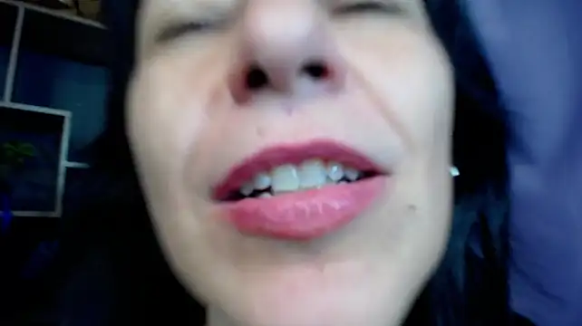 Živý XXX chat LiluGrants