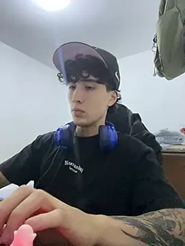 Show modela gojo_satoru_18 na web-kameri