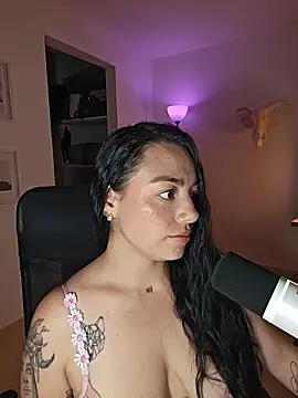 helena_smith live-chat rom