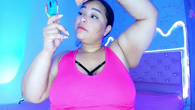 Chat +18 de Clarigil ao vivo