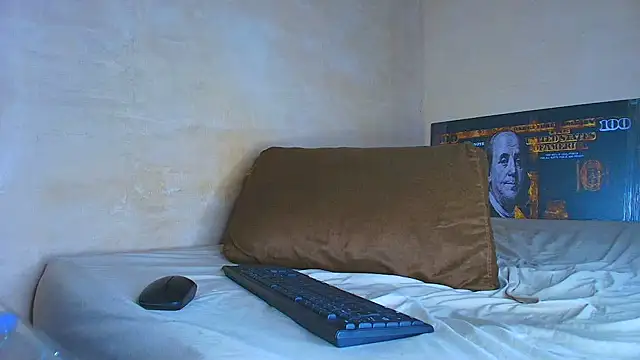 Thomass00 Live Chatraum