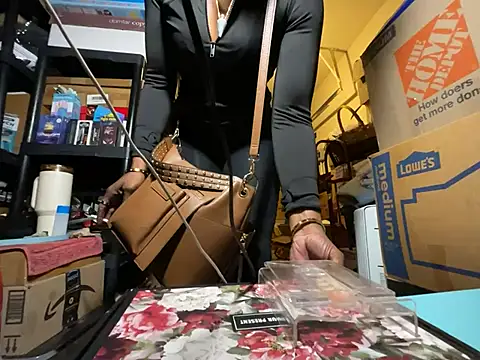 wynterheat's Webcam Show