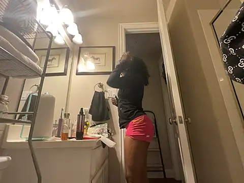 wynterheat's Webcam Show