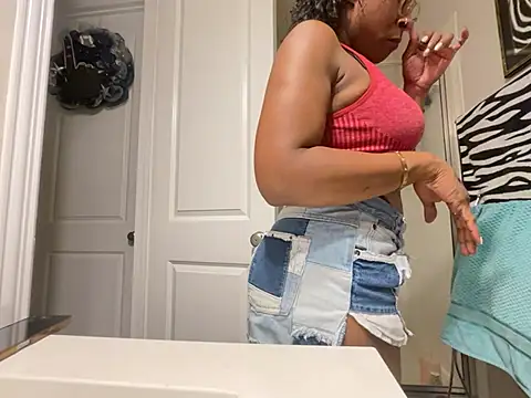 wynterheat's Webcam Show
