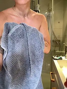 Онлайн чат XXX venusrey_