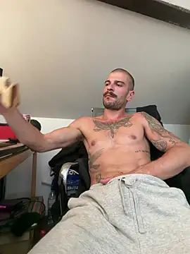 Greyoff Show Webcam