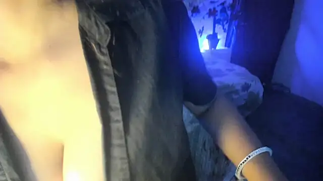 Онлайн чат XXX loveyouforever666