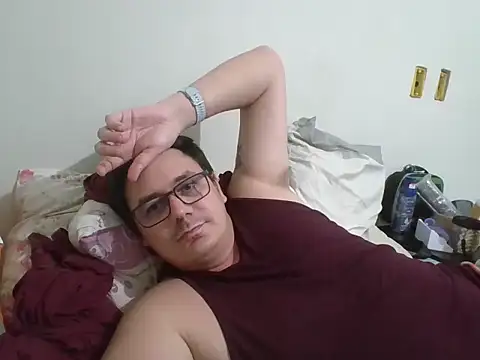 Show modela kass1o na web-kameri
