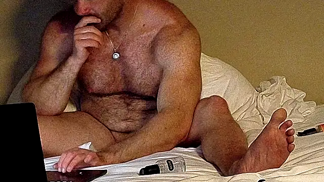 โชว์เว็บแคมของ CloudyMuscle28