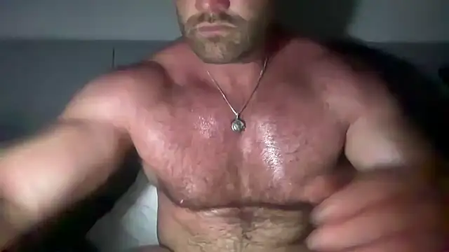 CloudyMuscle28 Webcam show