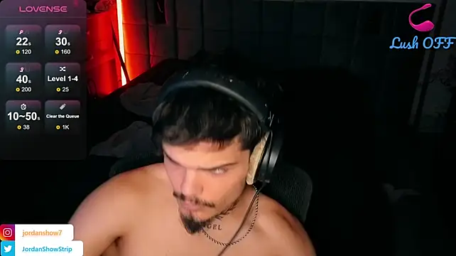 Show modela JordanShow na web-kameri